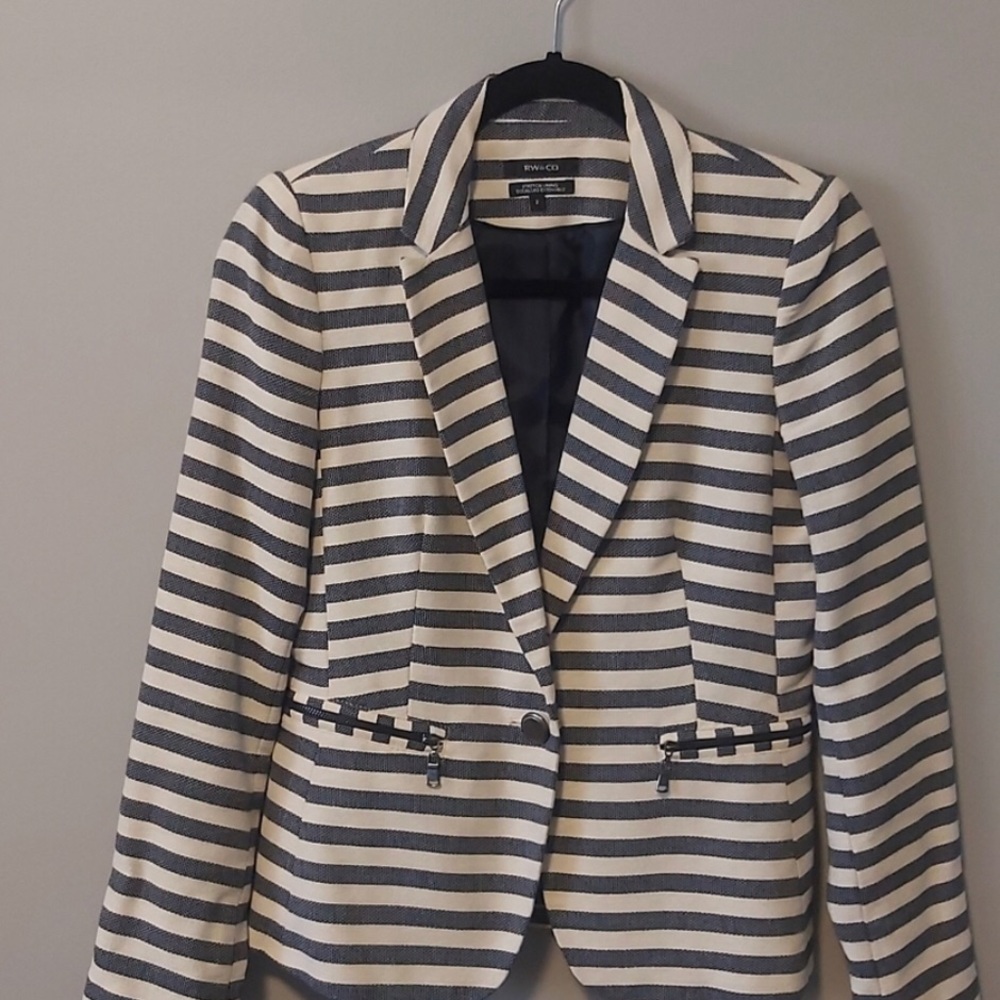 RW & CO Women’s Blazer